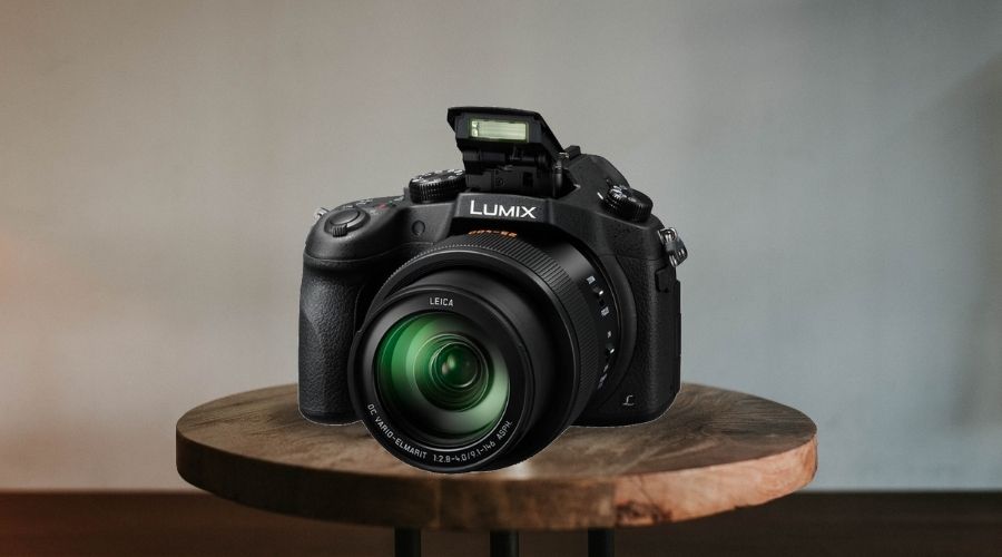 Panasonic LUMIX FZ1000