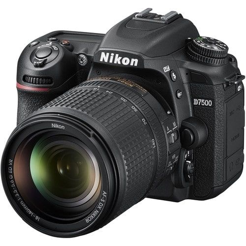 Nikon D7500